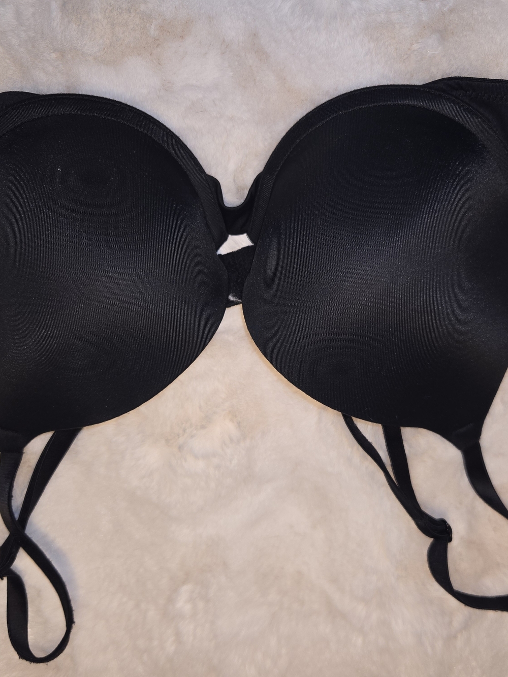 Victoria's Secret Black Strapless Convertible Push-Up Bra
